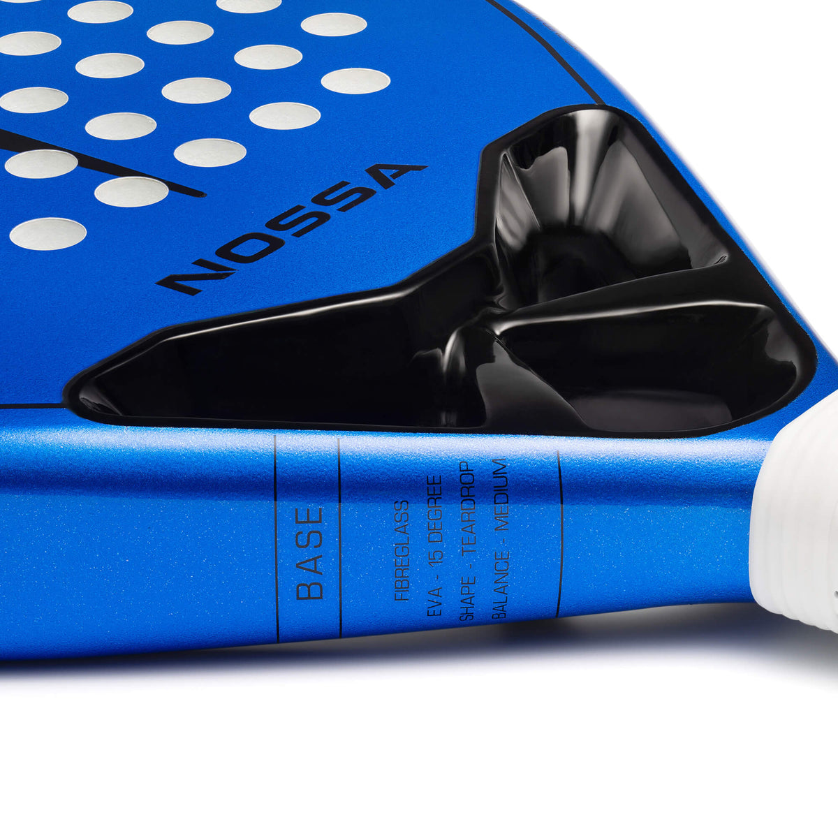 Detail of the blue NOSSA Padel BASE racket face and NOSSA logo